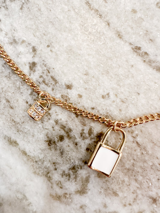 LOCK Necklace in Gold