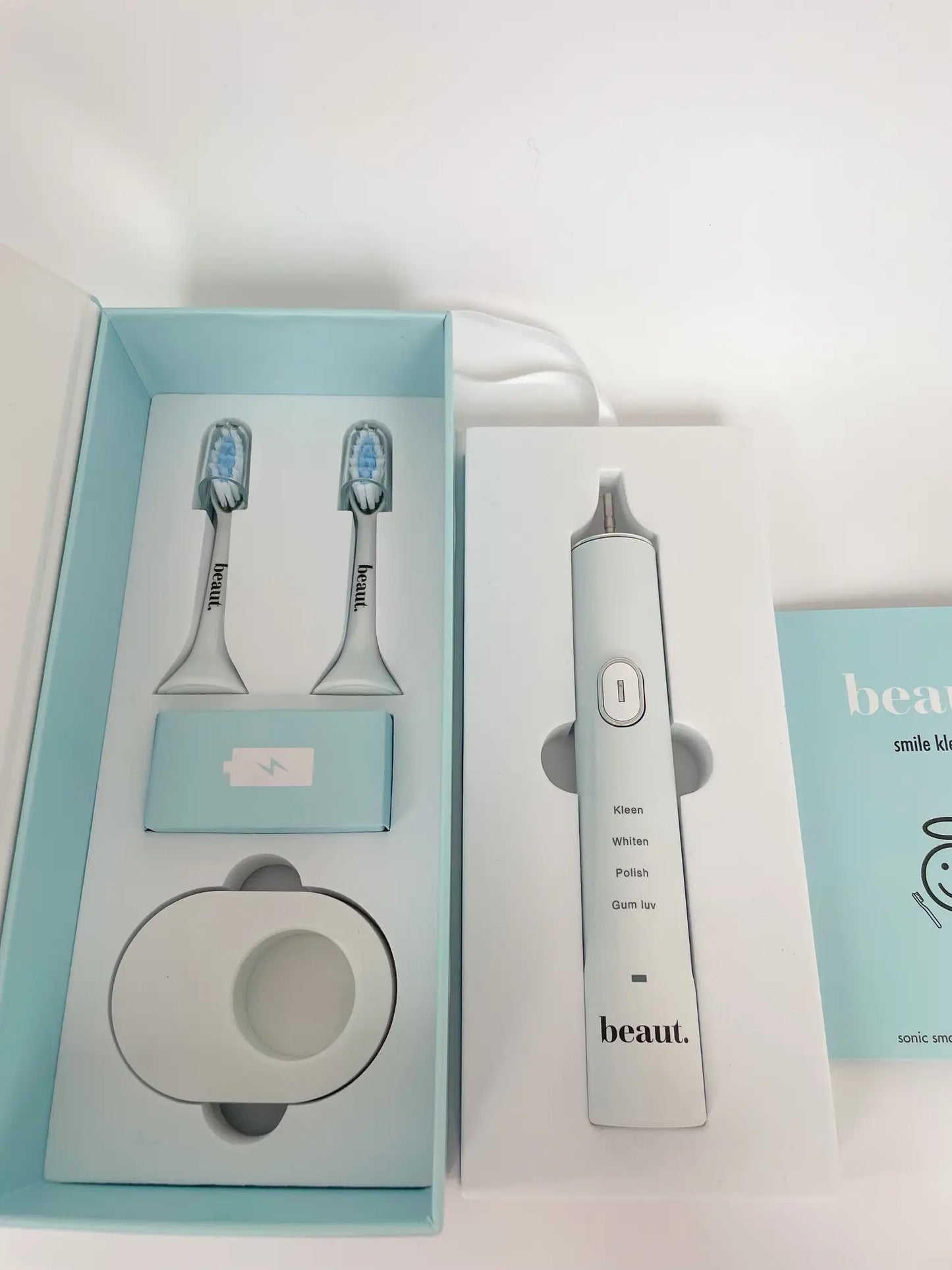 Smile Kleen Toothbrush by beaut.